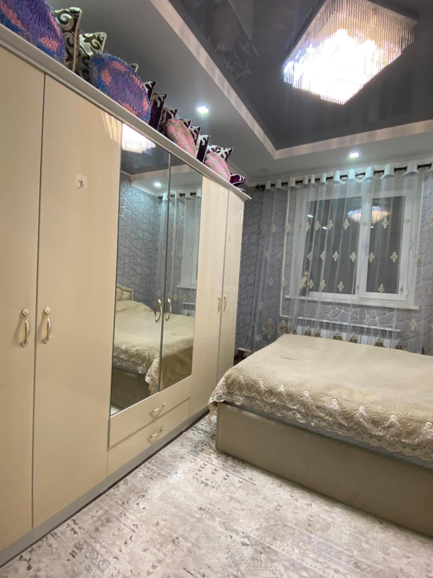 Guest House Glover Каракол Экстерьер фото