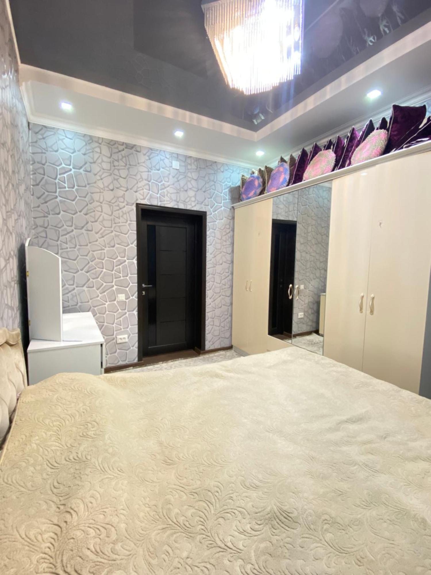 Guest House Glover Каракол Экстерьер фото